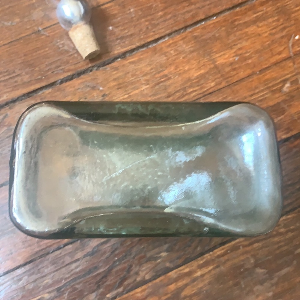 Glass Bottle Decanter - Picture 3 of 4